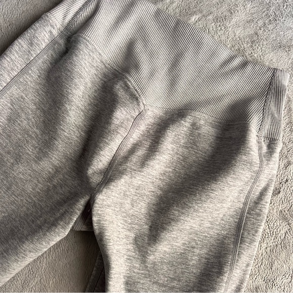 ALO Yoga High-Waist Alosoft Lounge Legging Athletic Heather Grey Small Sz S - Picture 9 of 14